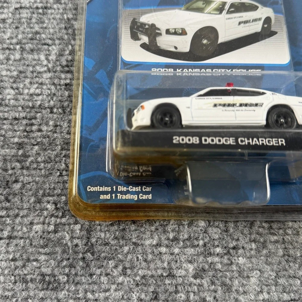 Greenlight 2008 Dodge Charger Kansas City Police White 1:64 Diecast Hot Pursuit
